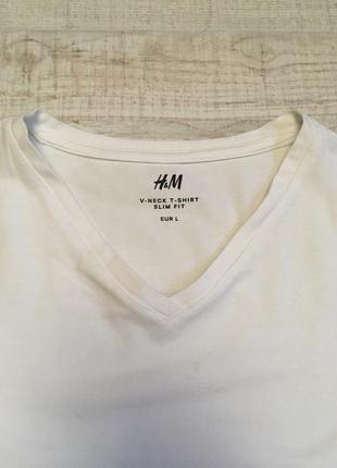 Базова чоловіча мужская біла футболка h&m з v вирізом