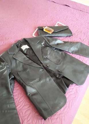 Стильный классический кожаный пиджак/куртка (натуральная кожа)...