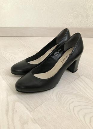Черные женские туфли maria moro