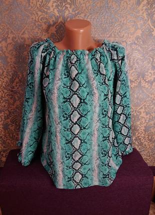 Очень красивая блуза в змеиный принт блузка блузочка кофта р.s/m