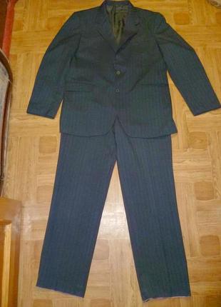 Классический костюм мужской,качественная ткань,винтаж 70-80 гг...