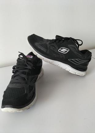 Кросівки skechers розмір 36-37