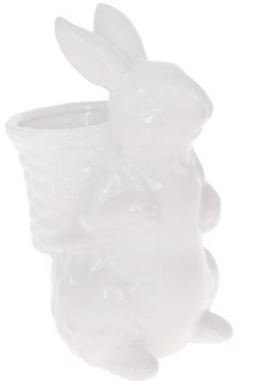 Керамическое кашпо Кролик с корзинкой 21см, цвет - белый