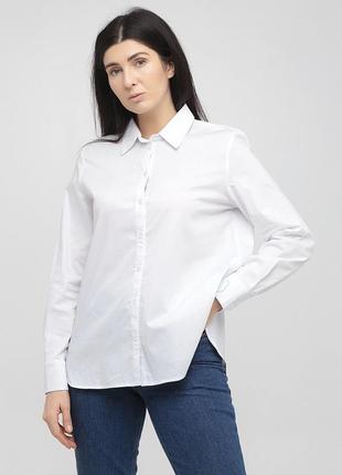 Белая классическая женская рубашка
