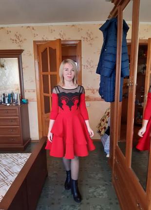 Червона сукня розмір 42