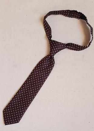 Нарядный бордово коричневый галстук  звёздочки на дошкольника