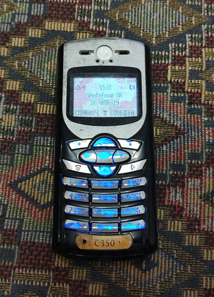 Мобильный телефон Motorola C350
