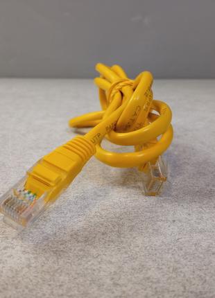 Кабели и разъемы для сетевого оборудования Б/У Кабель Ethernet...