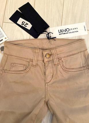 Новые джинсы р.24/xs liu jo