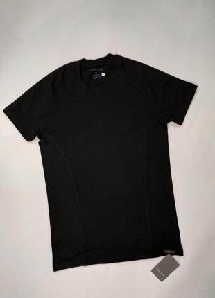Стильная футболка черного цвета на мужчину doreanse 2535 дореанс
