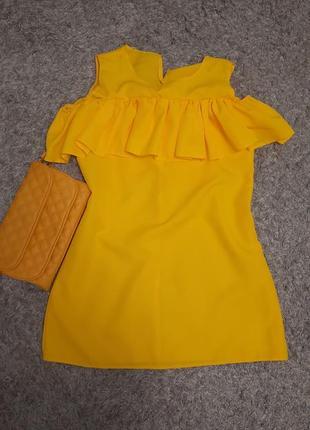 Платье желтое сукня жовта