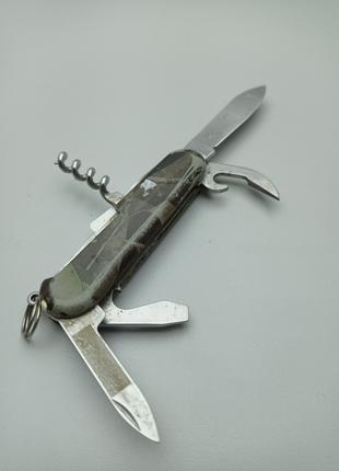 Сувенирный туристический походный нож Б/У Wenger Classic 07