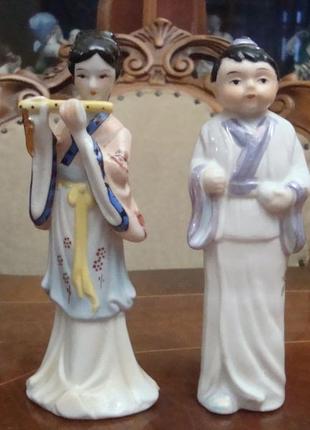 Антикварная статуэтка пара японцы фарфор германия