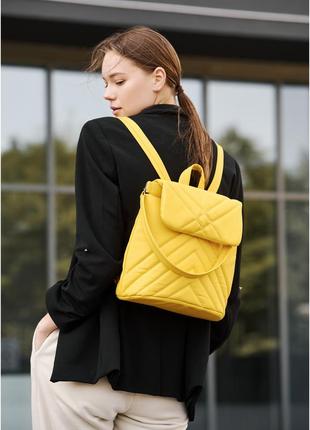 Стильный желтый рюкзак кожаный эко стеганный строчки