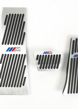 Накладки на педали в M-стили BMW X5/X6 E53/E70/E71/F15/F16 АКПП