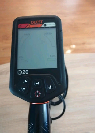 мМеталлоискатель Quest Q20