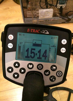 Металлоискатель Minelab E-Trac