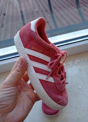 Замшеві кросівки adidas gazelle