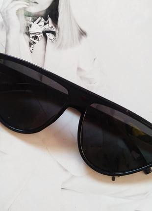 Солнцезащитные очки в стиле авиаторы черный