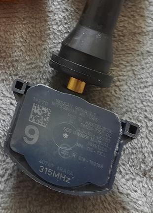 Датчики давления в шинах Nissan 40700-6RA0A T33