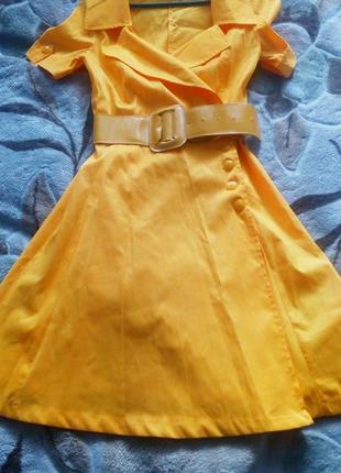 Яркое жёлтое платье на запах. пояс в подарок)