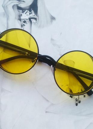 Круглые очки тишейды с шорами желтый в черном