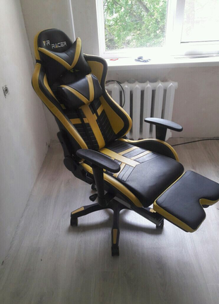 Кресло VR Racer Черное с желтым