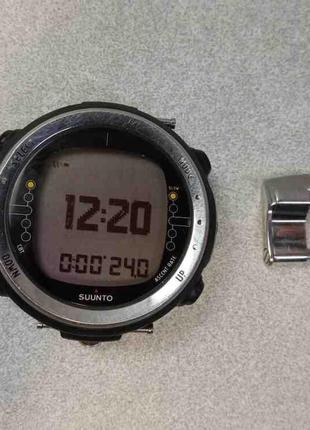 Наручные часы Б/У Suunto D4f