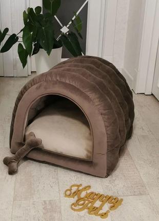 Домик лежак для собак и кошек 70х60 см Велюр Коричневый, игруш...
