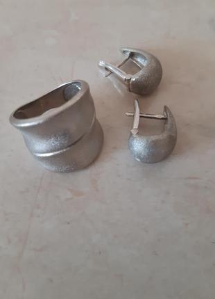 Кольцо из матового серебра