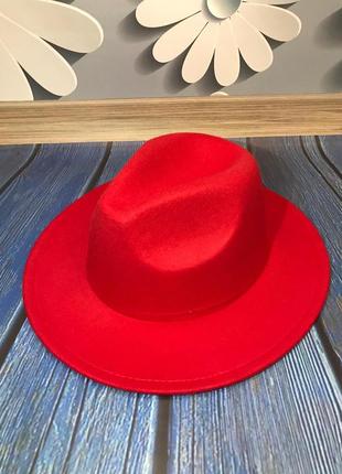 Шляпа унисекс федора с устойчивыми полями красная