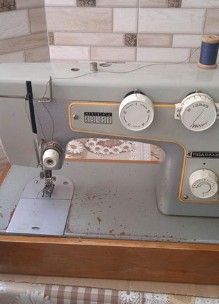 Швейная машинка Подольск с эл. приводом, Одесса