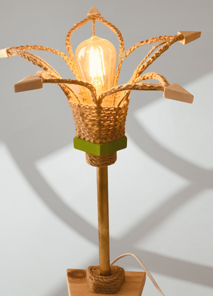 Декоративная лампа лилия