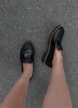 Жіночі чорні шкіряні лофери/туфлі/мокасини Pas de Rouge, 39
