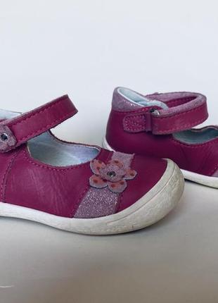Туфельки ботиночки мокасины обувь для первых шагов для девочки