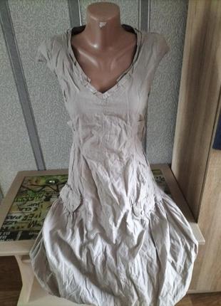 Платье из плащевой ткани на подкладке