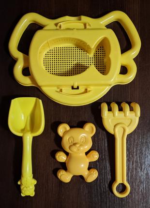 Детский игровой набор для песочницы желтого цвета, 4 предмета.