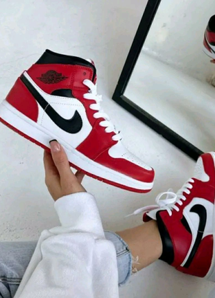 Jordan 1 red