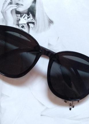 Солнцезащитные крупные очки черный