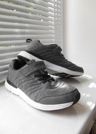 Мужские кроссовки grey black white, 38 размер, стелька 24,5 см.