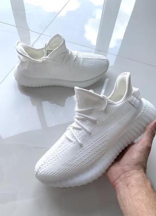 Чоловічі adidas yeezy boost белые білі летние кроссовки изи