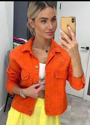 Джинсова джинсовая курточка куртка оранжева стильна