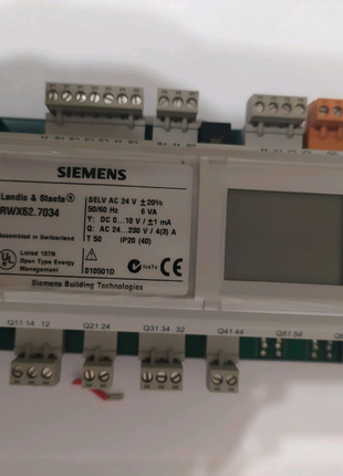 Универсальный контроллер POLYGYR Siemens RWX62.7034
