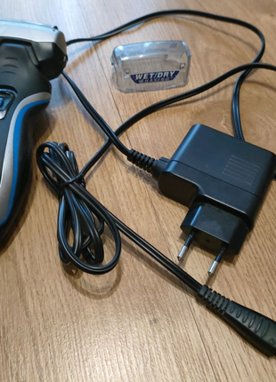 Электробритва Panasonic ES-RT33
