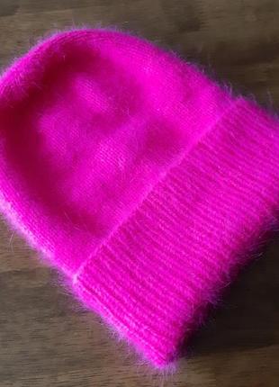 Розовая неоновая шапка бини из ангоры, вязаная шапка с отворот...