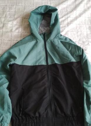 Куртка вітровка проти дощу зелено-чорна