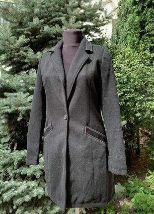 Женское классическое шерстяное пальто, черного цвета, размер s