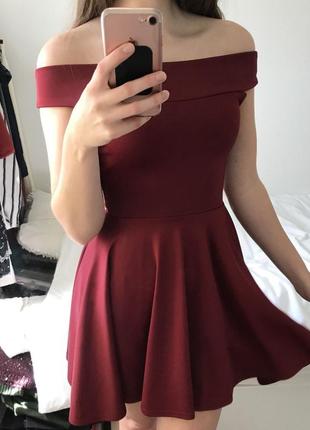 Міні сукня з відкритими плечима