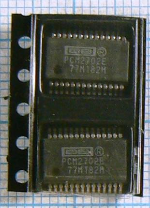Мікросхема PCM2702E so28 є 1 шт. за ціною 275.52 Гр.