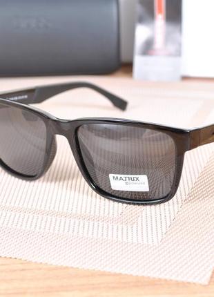 Фирменные солнцезащитные мужские очки matrix polarized